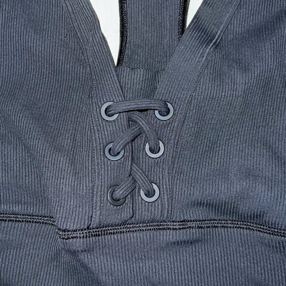 Offline by Aerie Black Tie-Front Bralette Size M - Picture 2 of 5